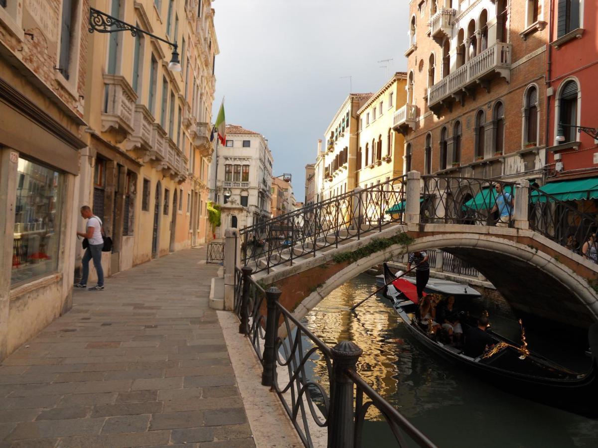 Ca Della Musica Venezia Santa Croce Appartement Buitenkant foto